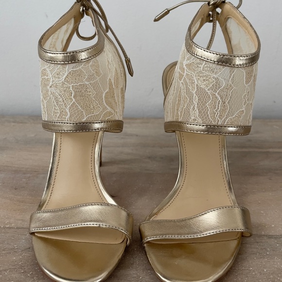 Heels 👠 - Picture 3 of 5